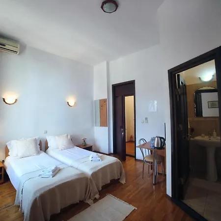 Casa Tomis Отель 3*